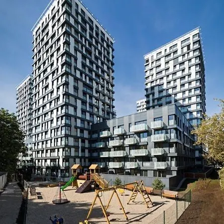 Garden Towers Apartamento
